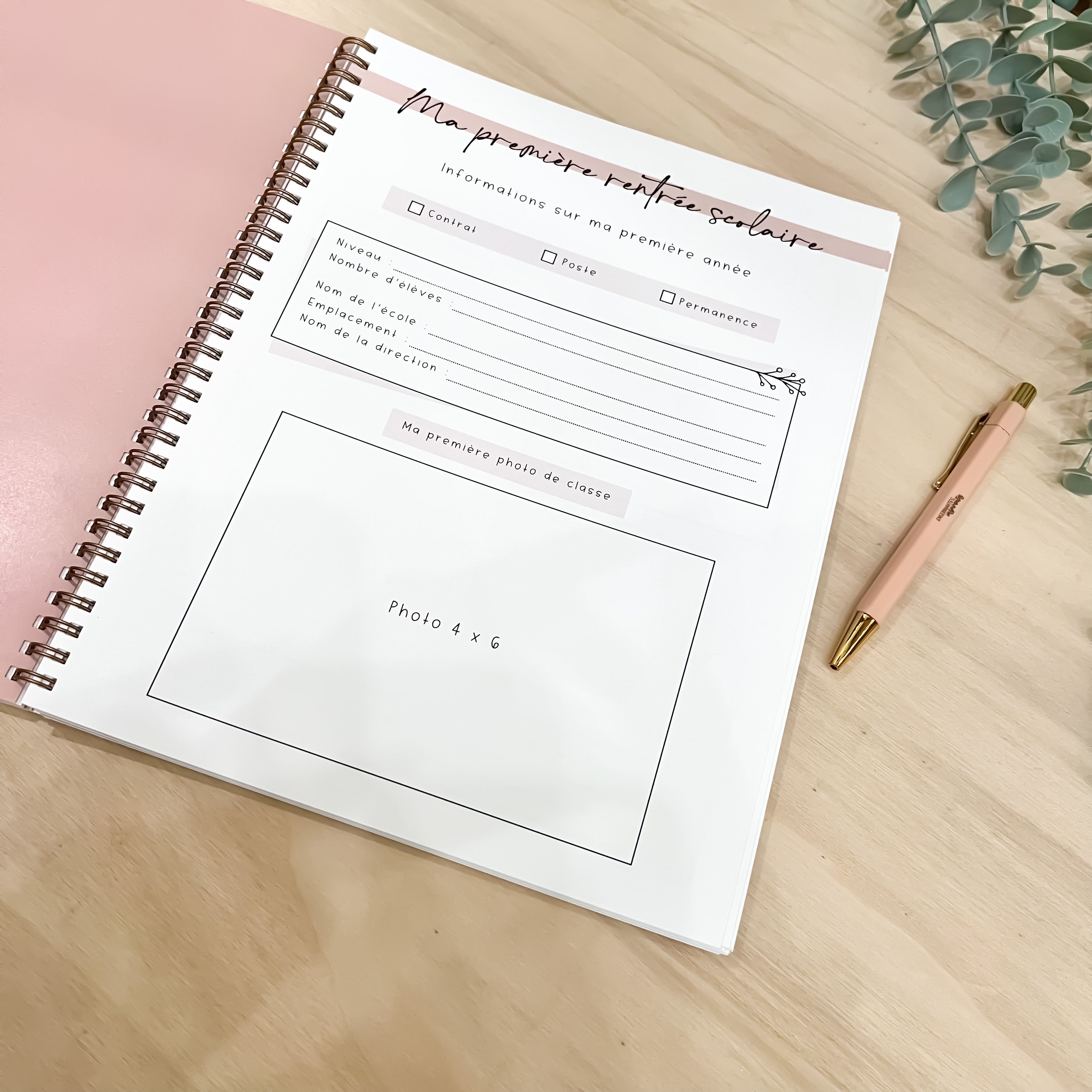 Image of Teacher memory book (polka dots)