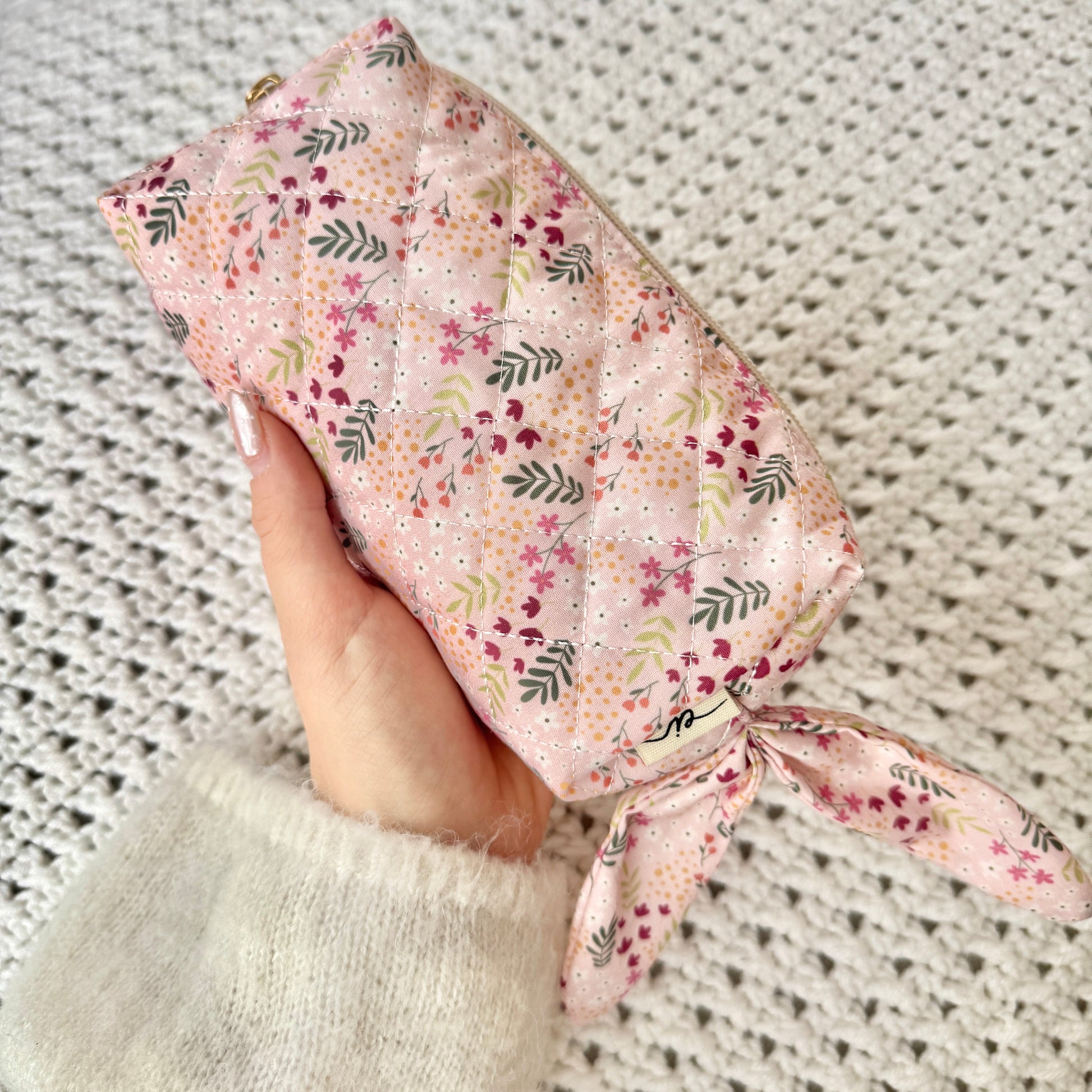 Trousse (rose fleurie)