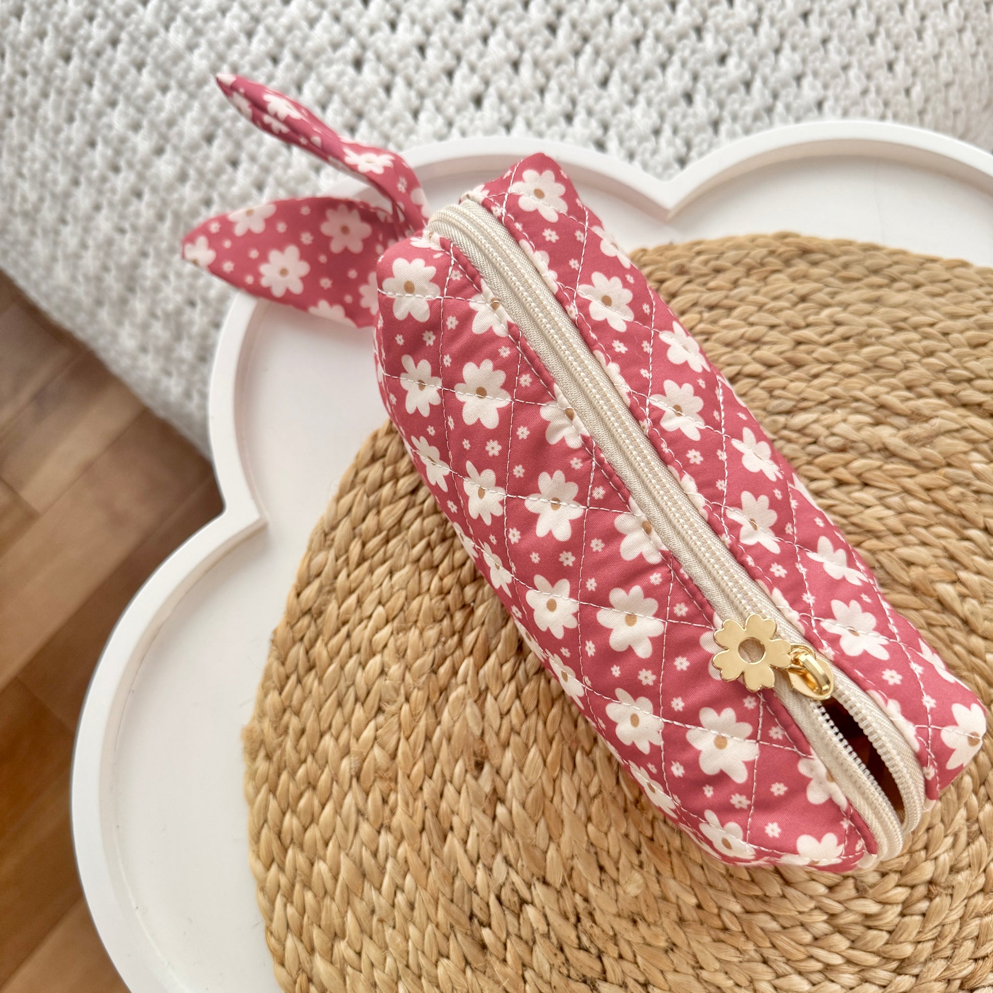 Trousse (marguerites fuchsias)